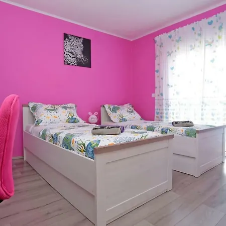 Tropic Stobrec Lägenhet *
